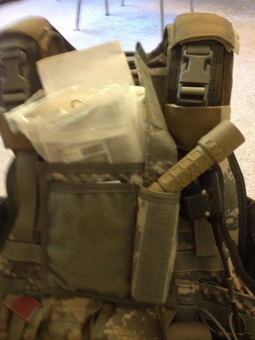 ideal Admin Pouches for plate carrier