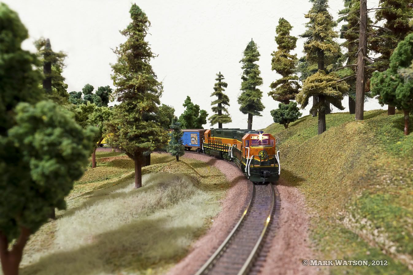 http://i1239.photobucket.com/albums/ff504/WildMarker/N%20Scale%20Model%20Railroading/16548125.jpg?t=1329798220