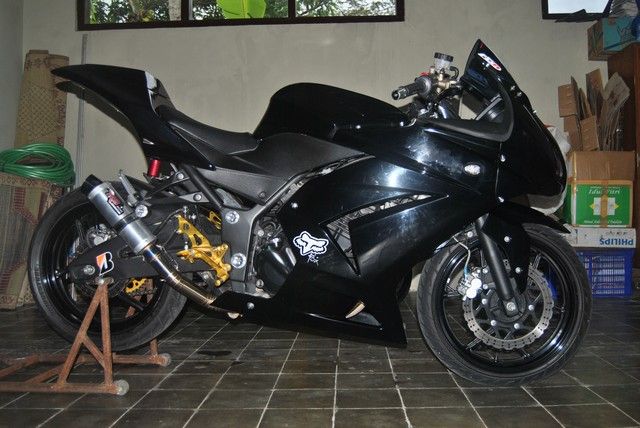 Picture of Kawasaki Ninja 250 Full Modif