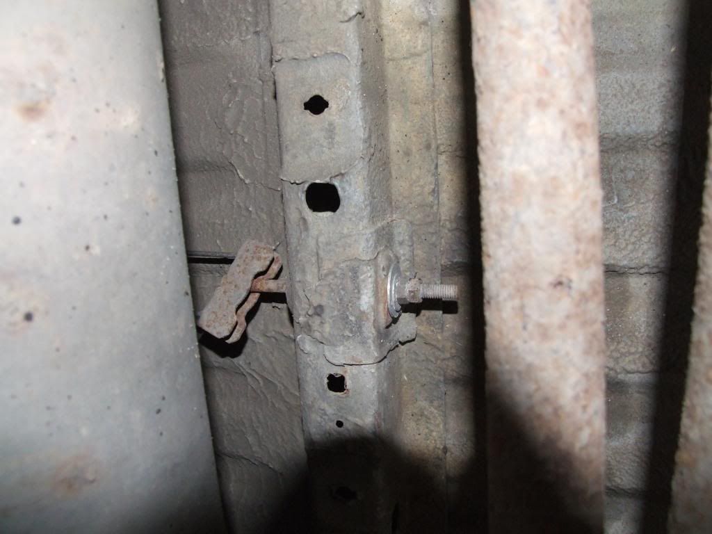 [Vivaro] handbrake cable snapped Vauxhall Owners Network Forum