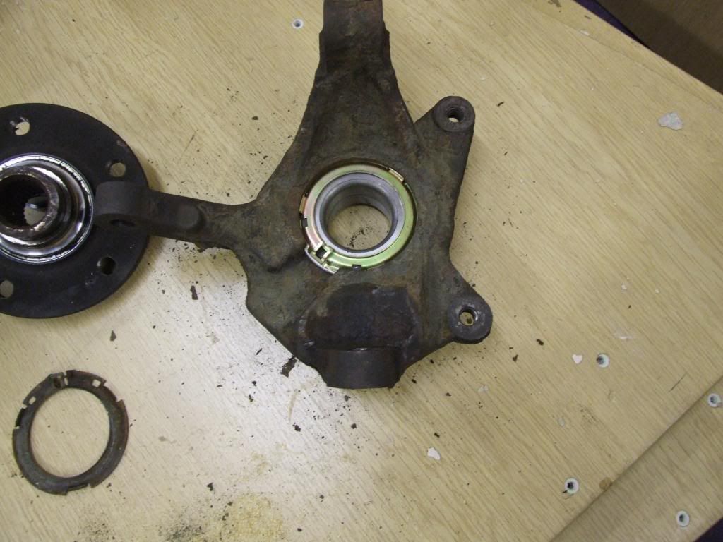 [Vivaro] Wheel Bearing / Inner Tie Rod / Anti Roll Bar Bushes