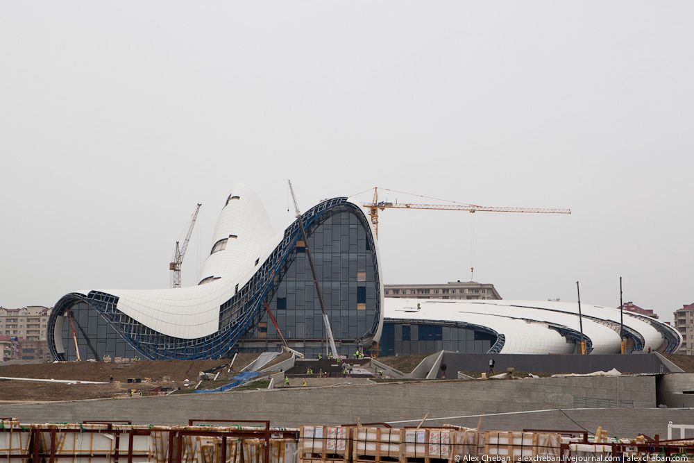 Большая стройка: Баку ждет гостей Евровидения-2012. Успеют ли? 