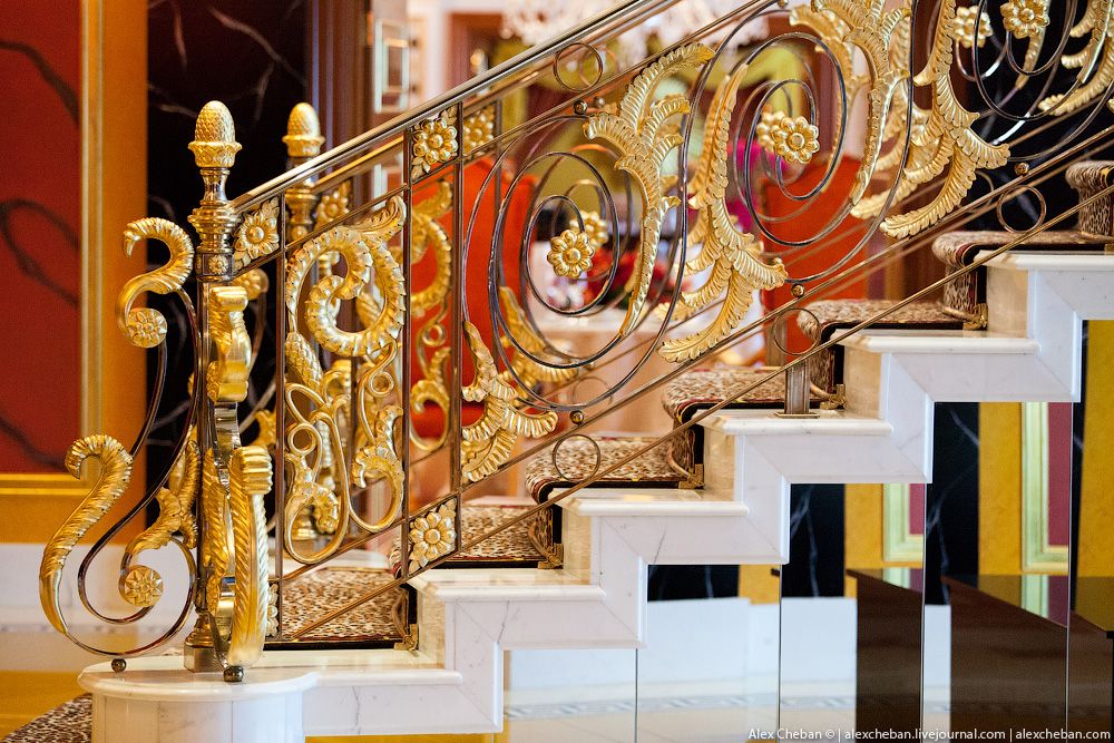 Золото для шейхов и олигархов: самый дорогой номер в семизвездочном отеле Burj Al Arab. 