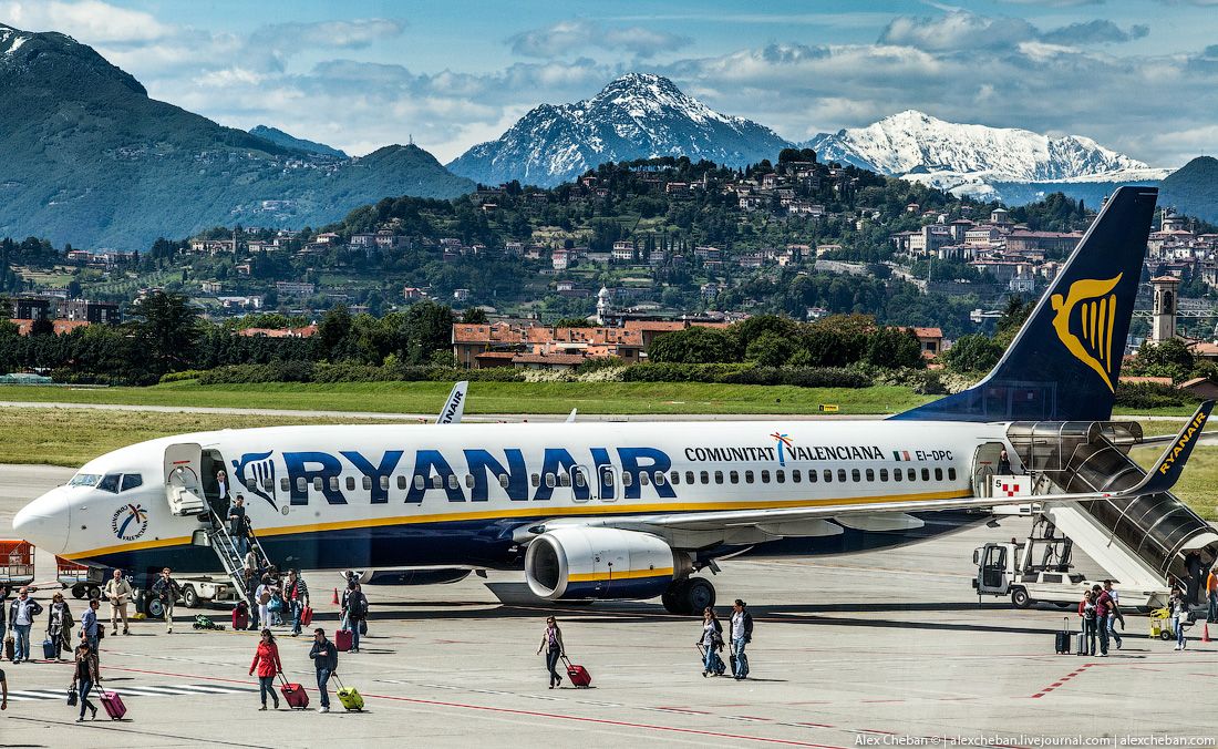 Ryanair в Украине: 5 правил, которые необходимо знать, чтобы летать за 5 евро!