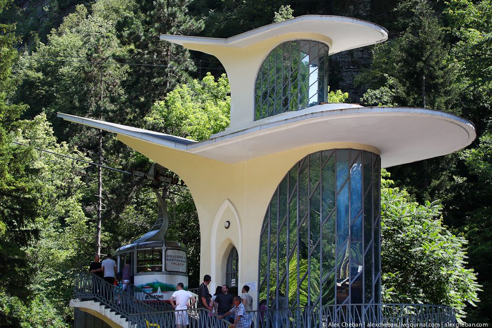 Парк Божоми в Грузии: у истоков минеральной воды. 