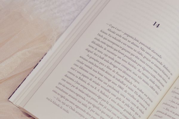 resenha livro quem sabe um dia