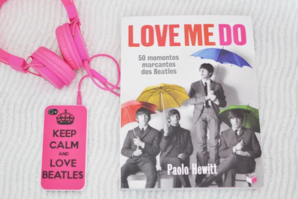 resenha love me do Paulo hewitt