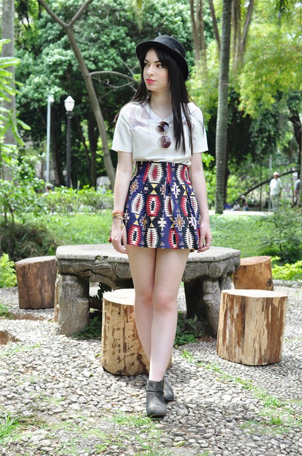 look com chapéu