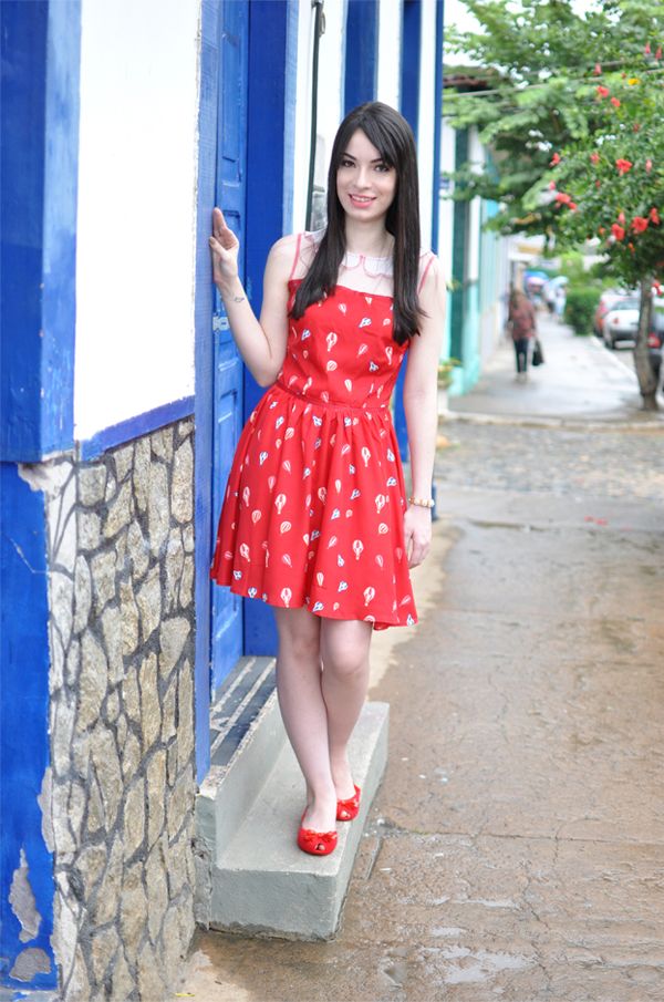look vestido vermelho