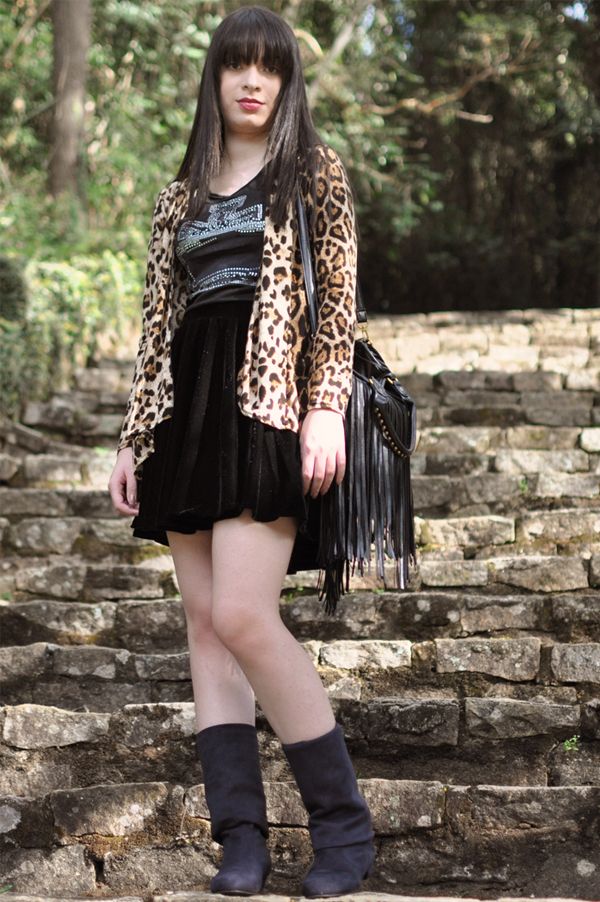 look saia de veludo