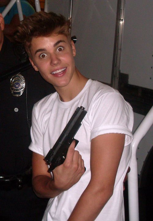 bieberthug_zps28fb80e6.jpg