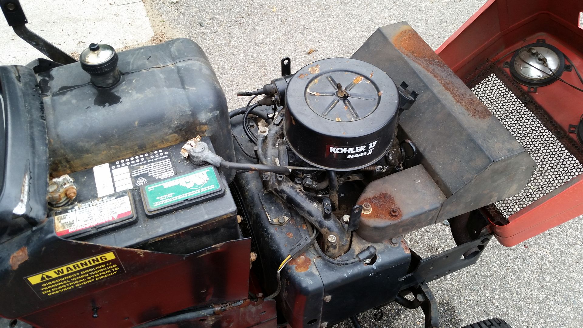 Simplicity Sovereign 17 GthL With 48" Deck And 42" Snow Plow (Mi