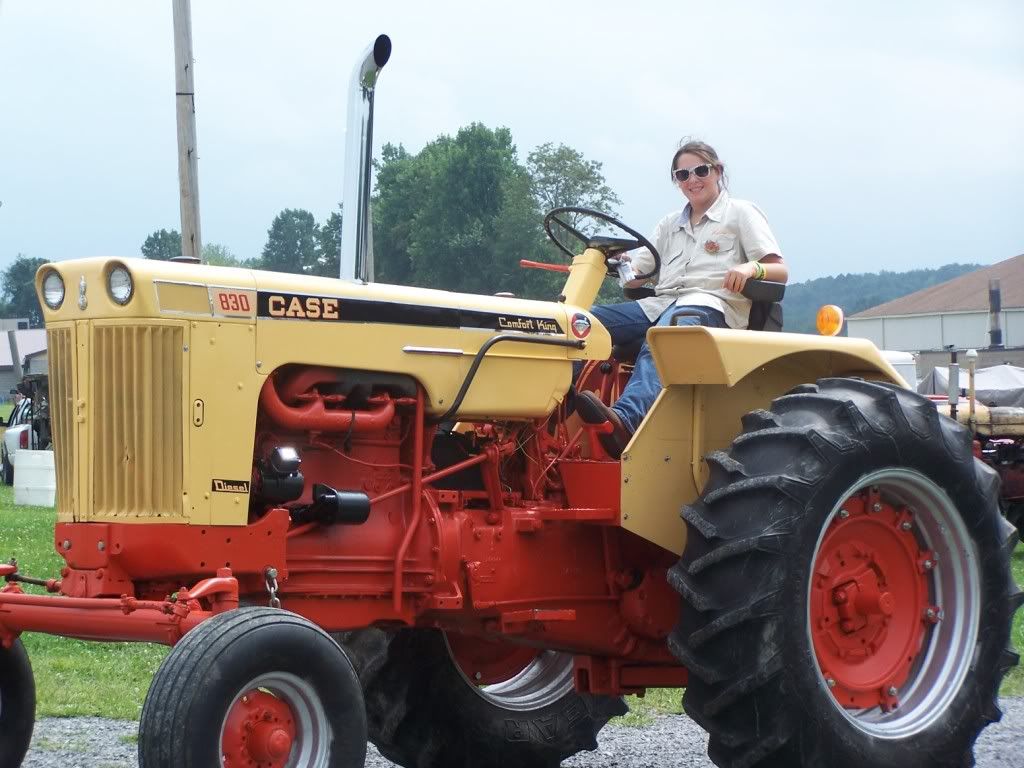 Kingwood WV Tractor Show Cont. Yesterday's Tractors