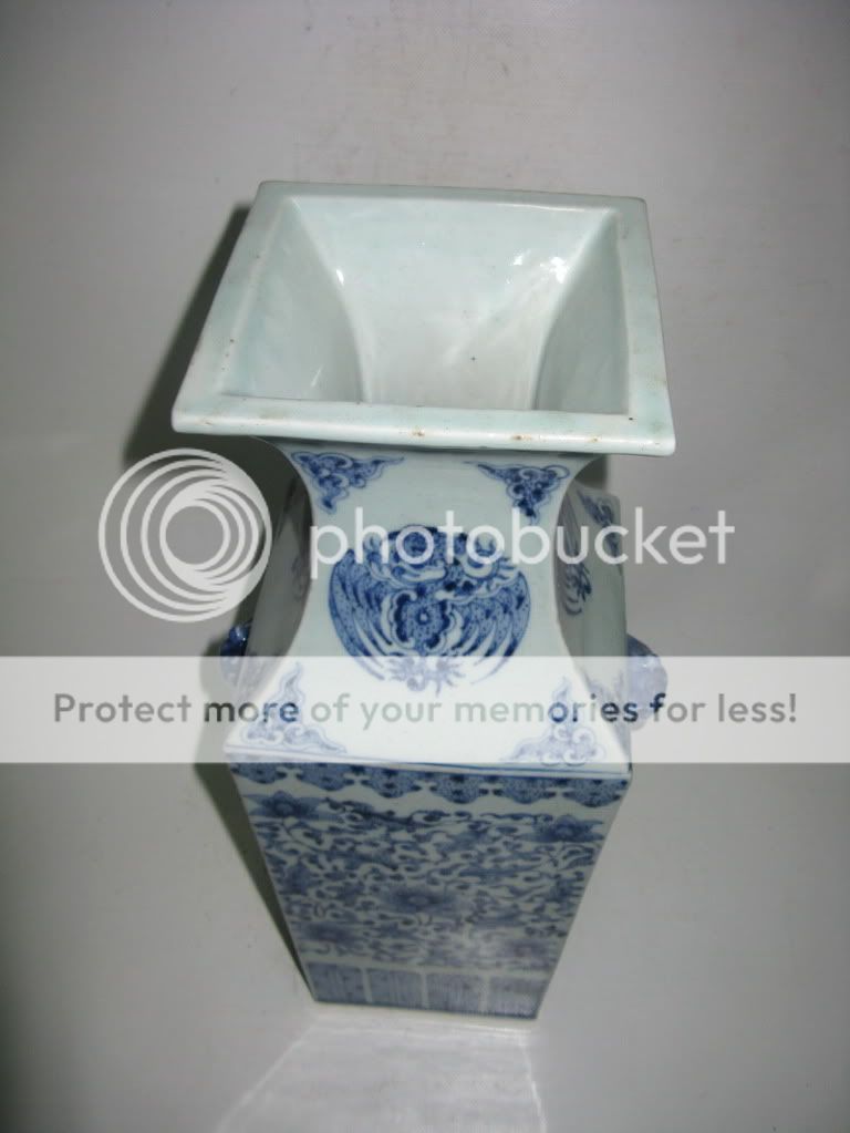 Chinese Splendid Blue and White porcelain flower vase  