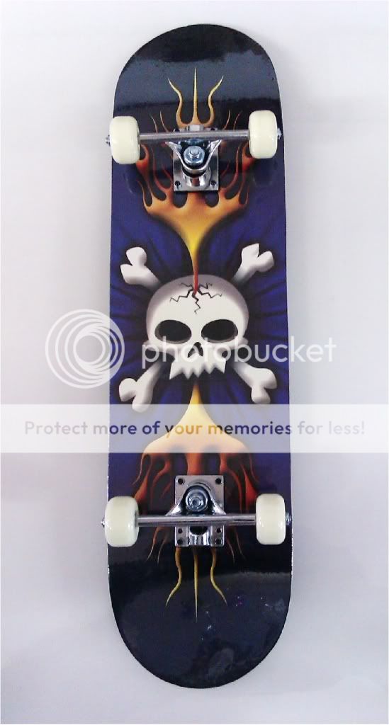 New Skull Graphic Complete Skateboard Size 31X8