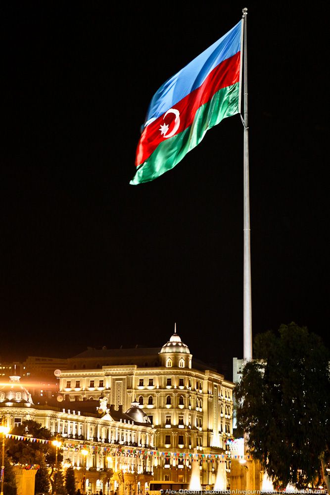 Yükle azeri. Флаг Азербайджана. Флаг Баку Азербайджан. Флаг Баку флаг Баку. Флаг флаг Азербайджана.